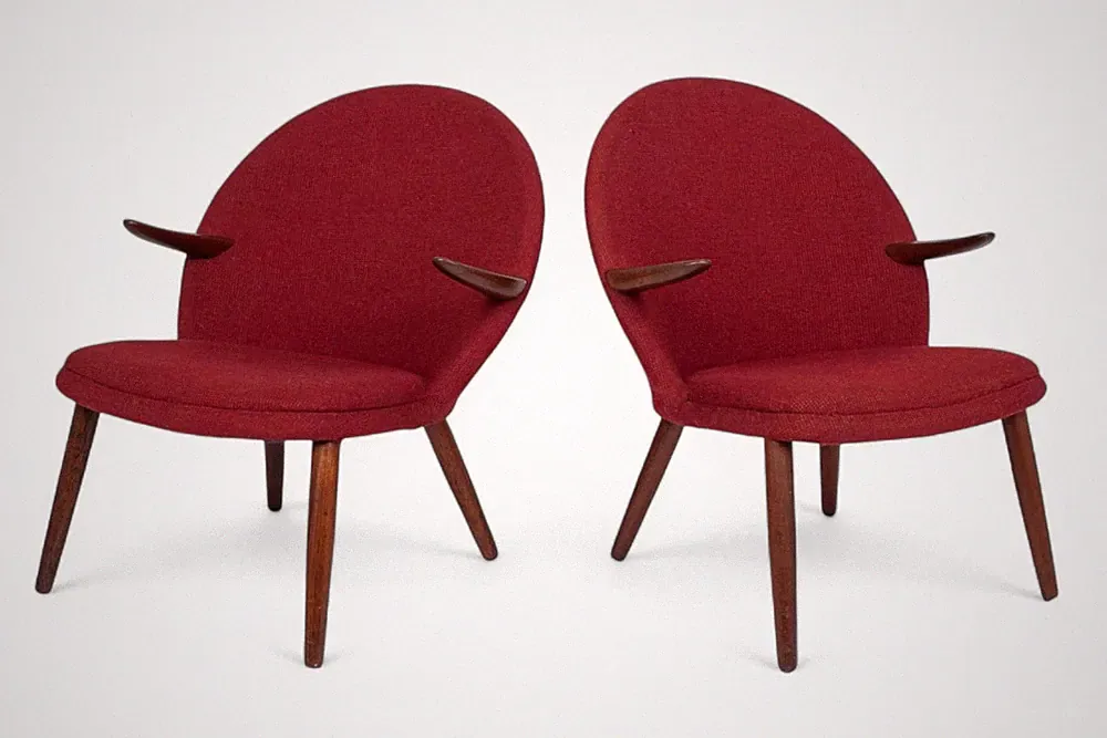 Danish Mid Century Modern Red Upholstery Lounge Chairs by Kurt Olsen, 1960s