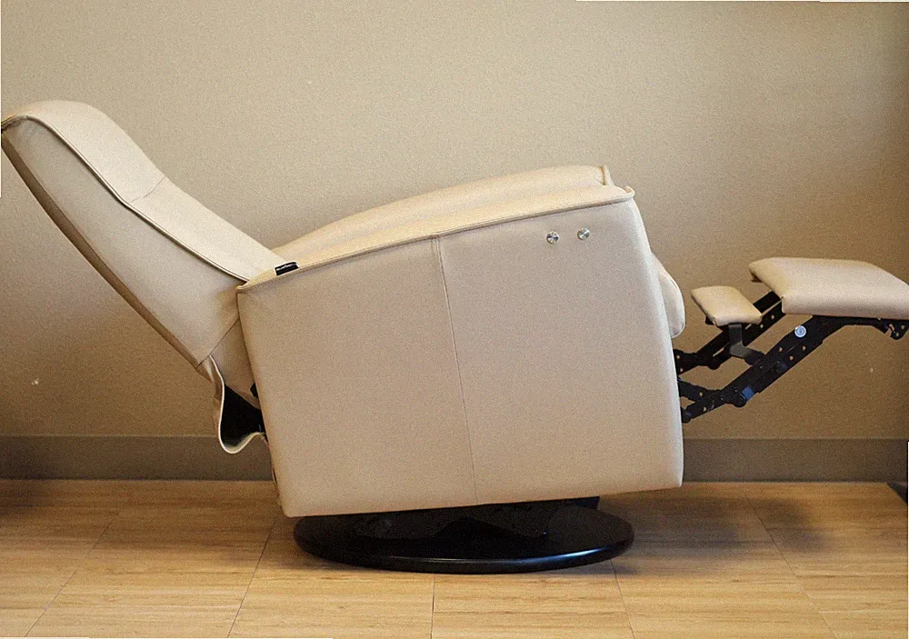 Fjords Ulstein Swing Relaxer Power Electric Recliner Chair NL 121 Sandel Leather