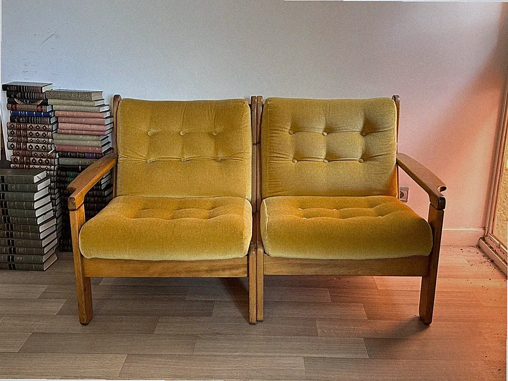Vintage 1970 Scandinavian Design Lounge Chair Heated Velvet, Orange TBE